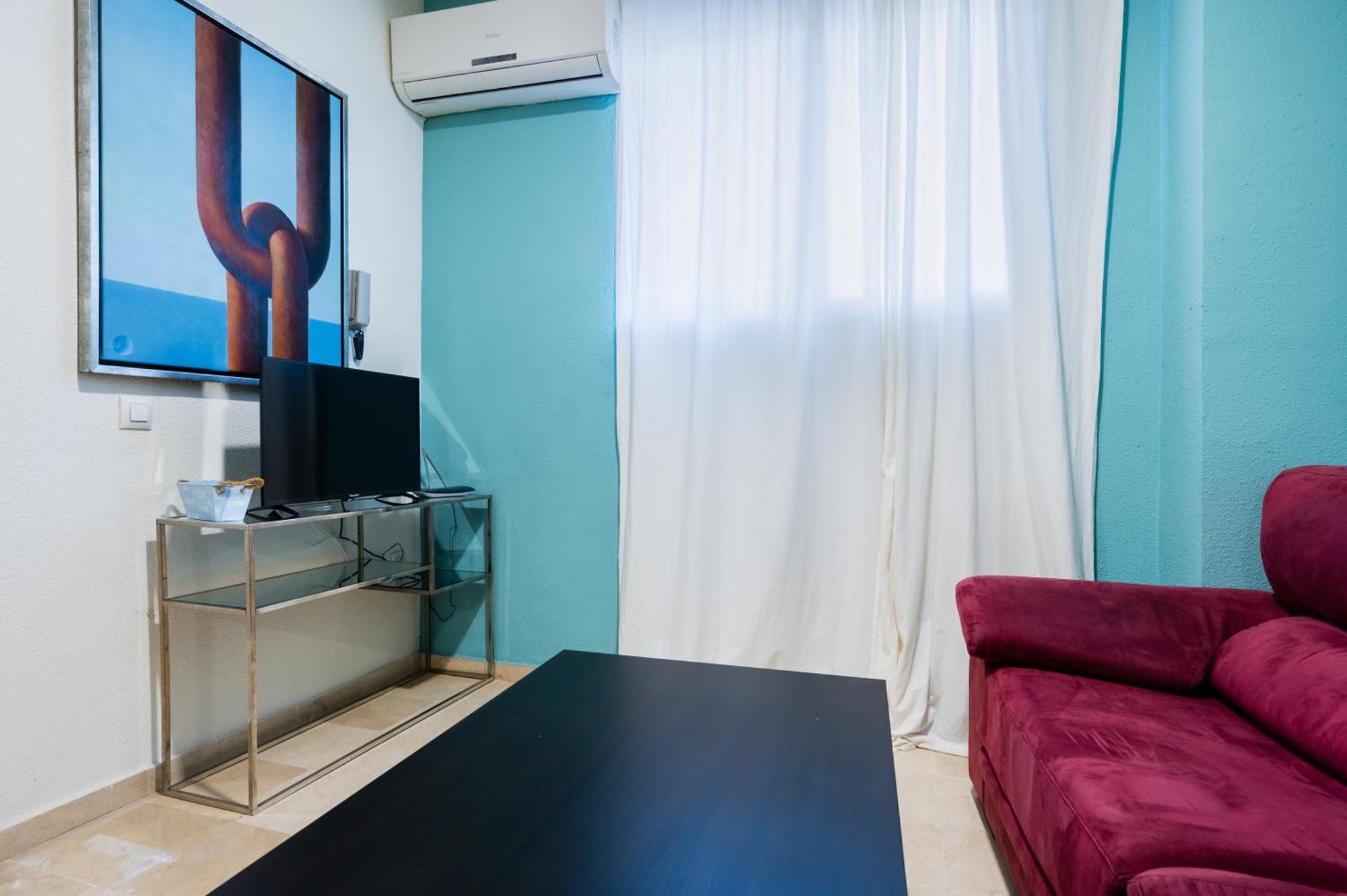 Estudio Triana Salado B Appartement *